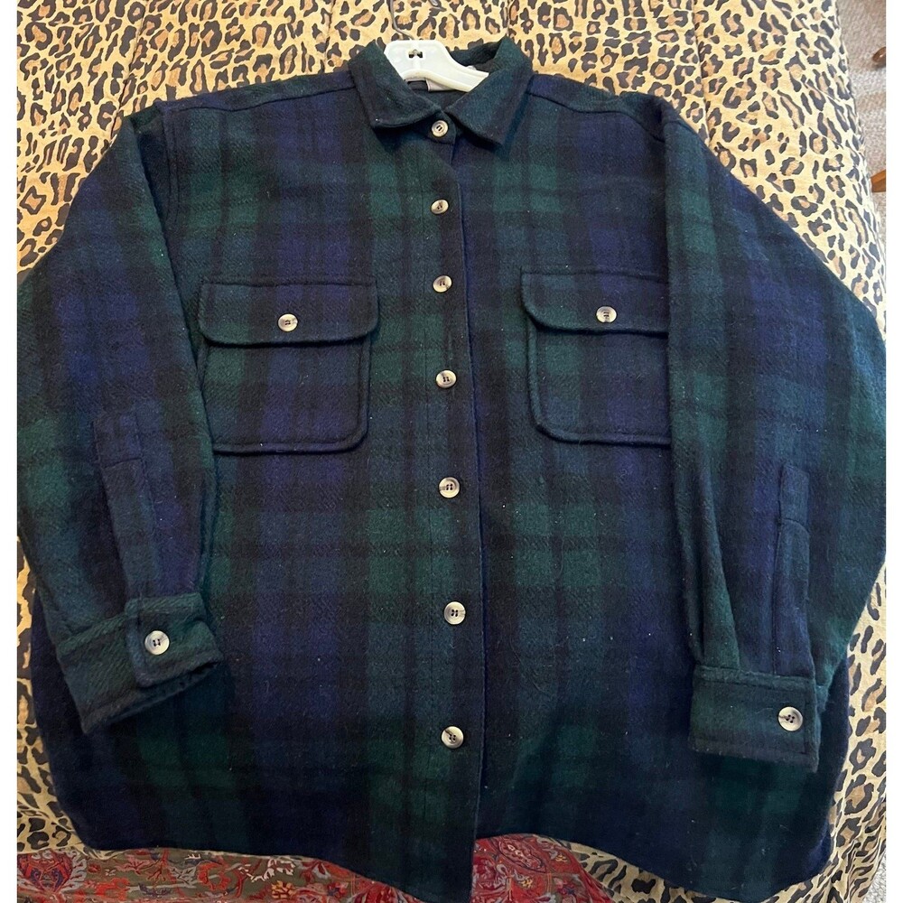Women’s Shacket - Plaid Size Medium